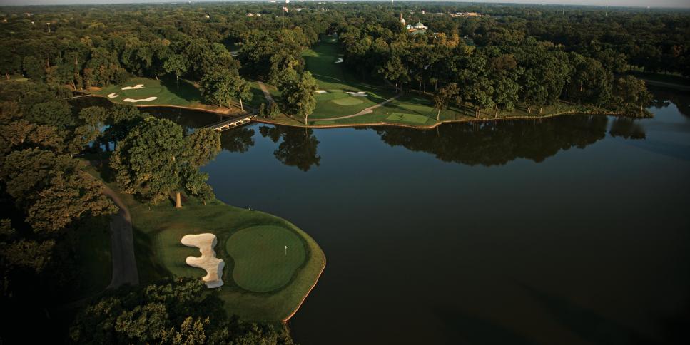 /content/dam/images/golfdigest/fullset/2021/5/medinah aerial.jpg